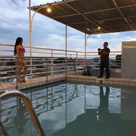 Готель Tarapoto Hostal *** Ікітос Екстер'єр фото