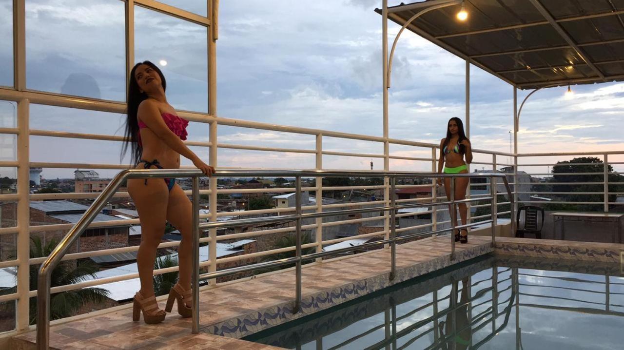 Готель Tarapoto Hostal *** Ікітос Екстер'єр фото
